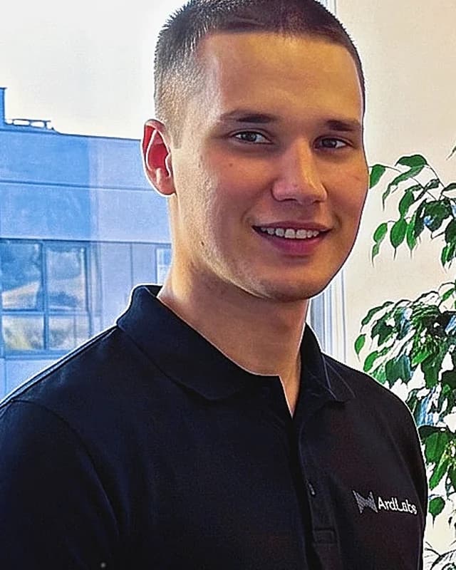 Jakub Ezer — Senior Software Engineer
